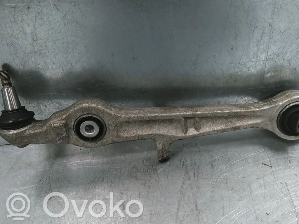 Audi A4 S4 B6 8E 8H Priekinė šakė 