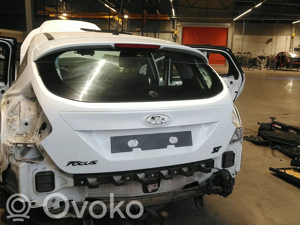 Ford Focus Galinis dangtis (bagažinės) 