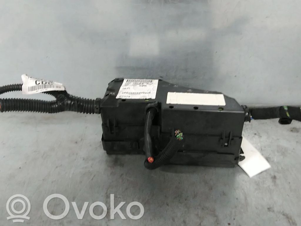 Fuse module   3M5T14A076AE