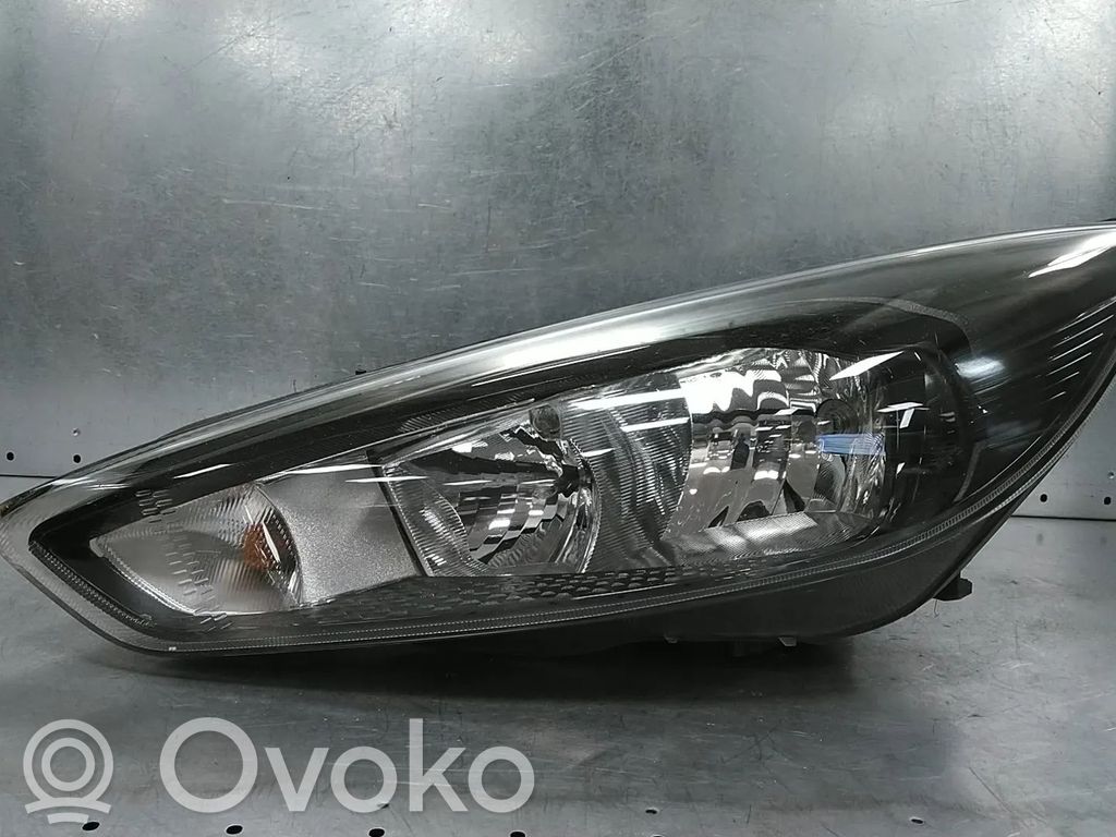 Ford Focus Headlight/headlamp 