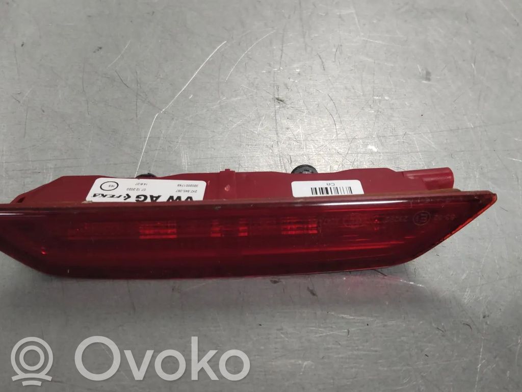 Volkswagen Caddy Third/center stoplight 