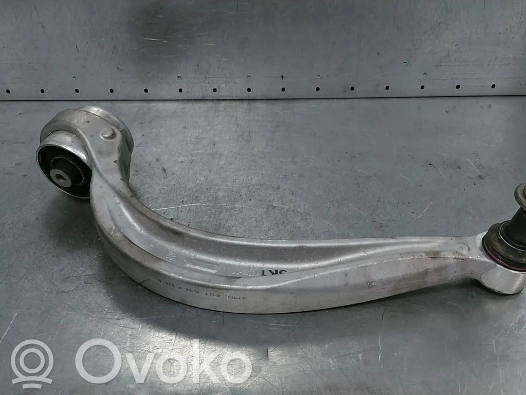 Dakša   4M0407694F,4M0407694C,4M0407694D,4M0407694E,4M0407696C,4M0407696D