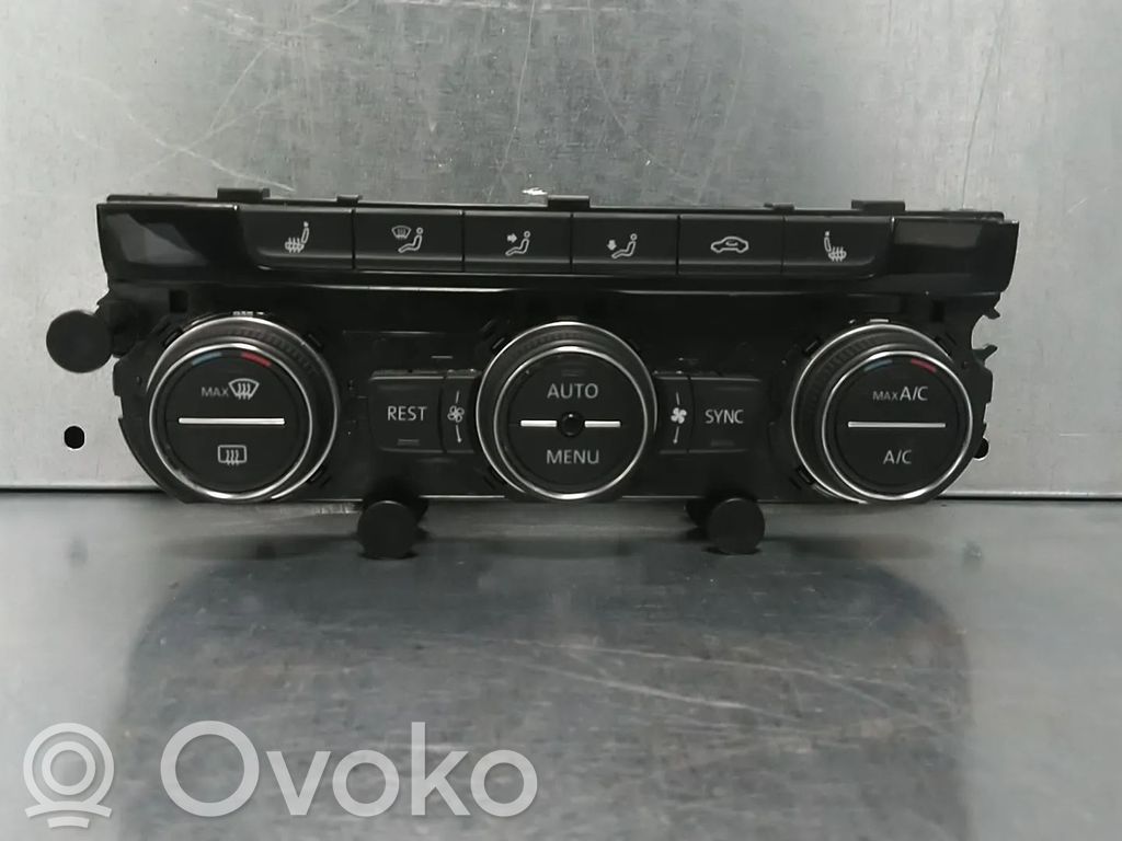 Volkswagen PASSAT B8 Panel klimatyzacji 