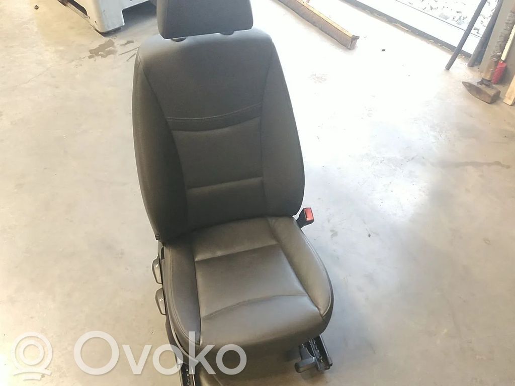 Front passenger seat