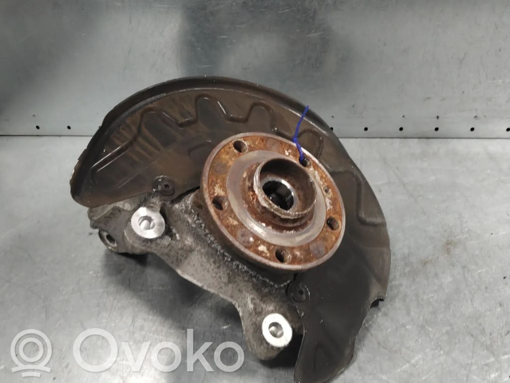 Volkswagen PASSAT B8 Fuso a snodo con mozzo ruota anteriore 