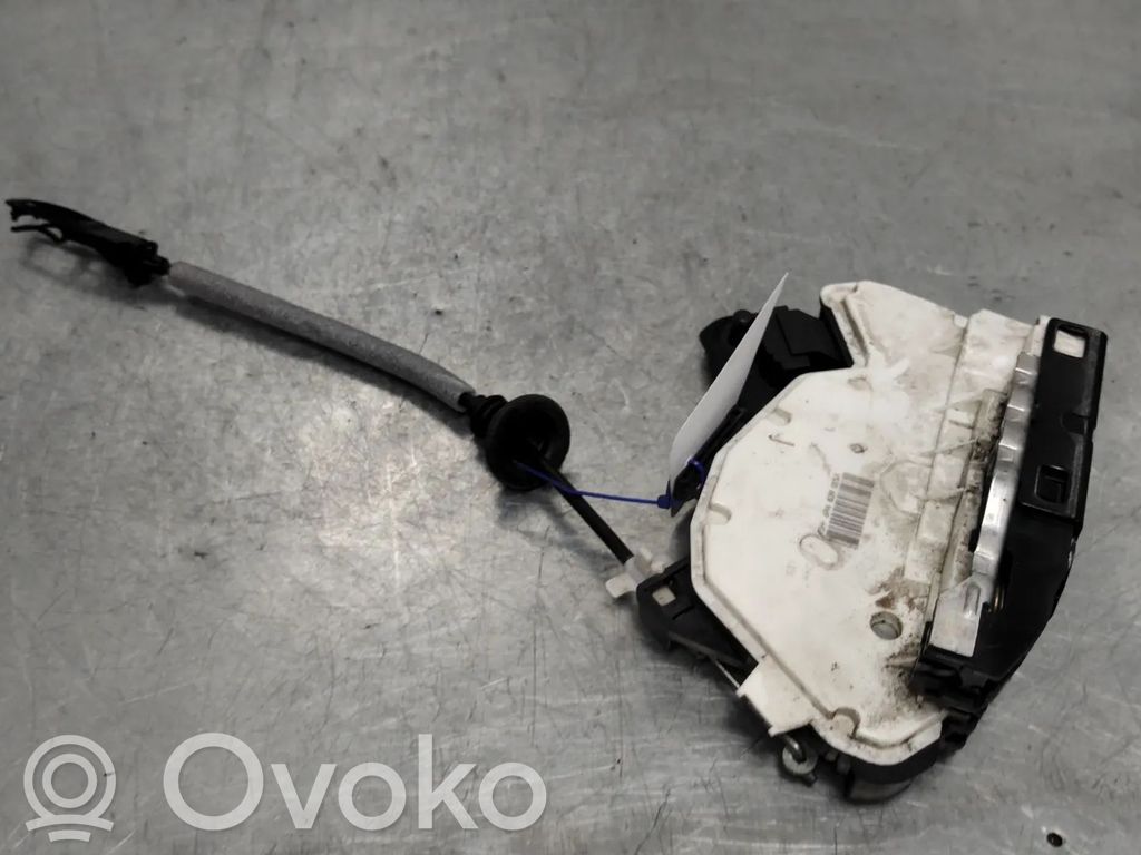 Volkswagen Polo V 6R Serratura portiera posteriore 