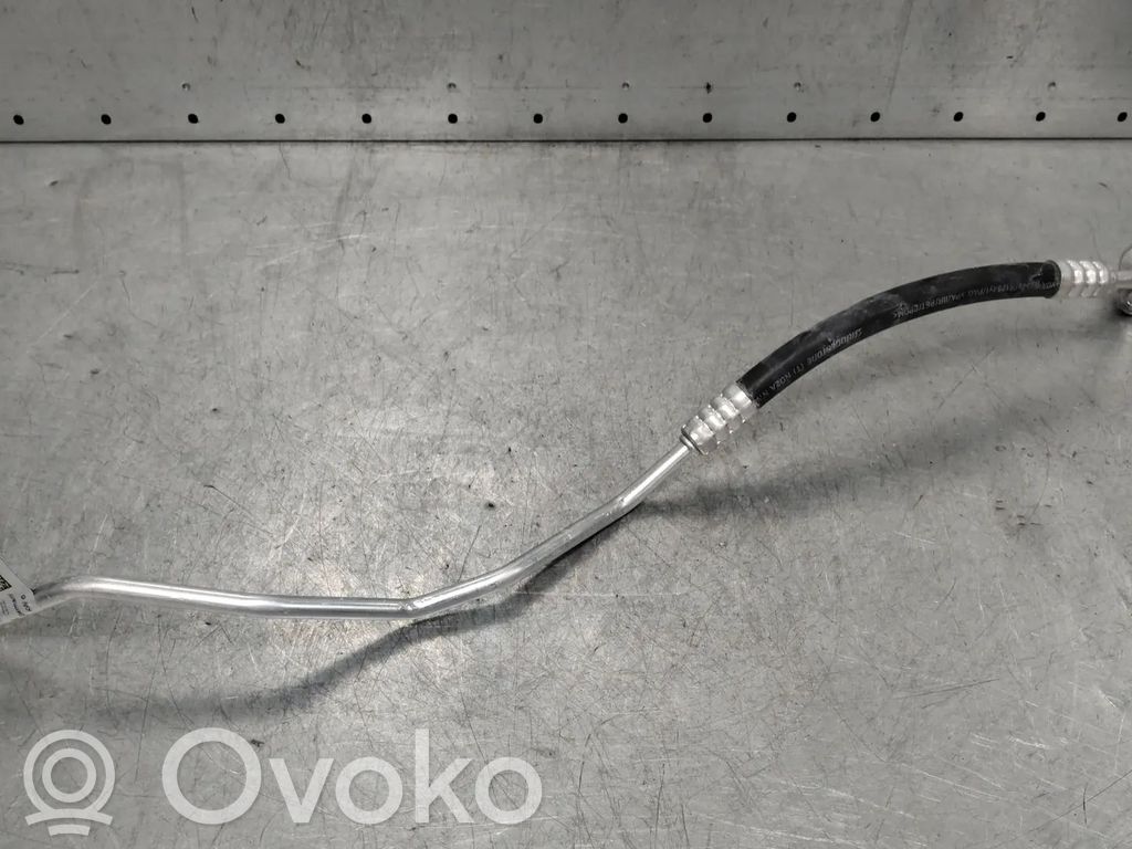 Audi e-tron Ilmastointilaitteen putki (A/C) 