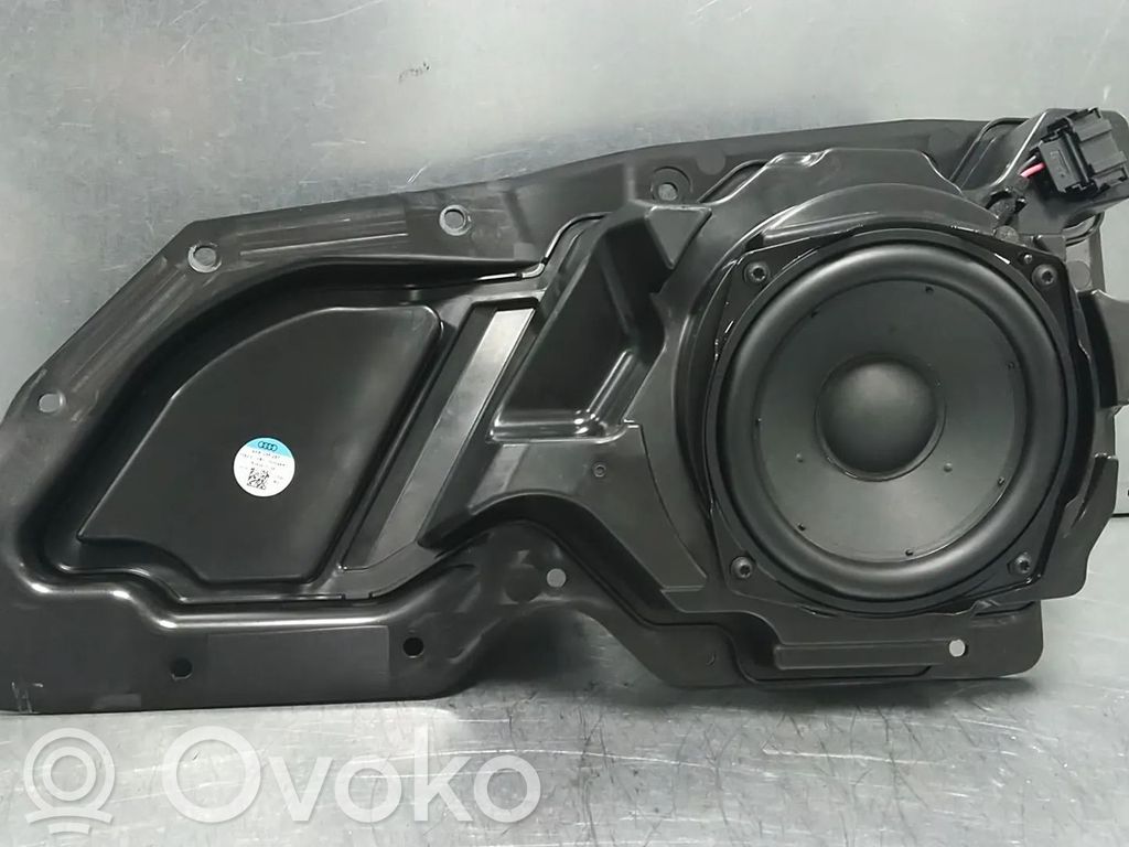 Audi e-tron Front door speaker 