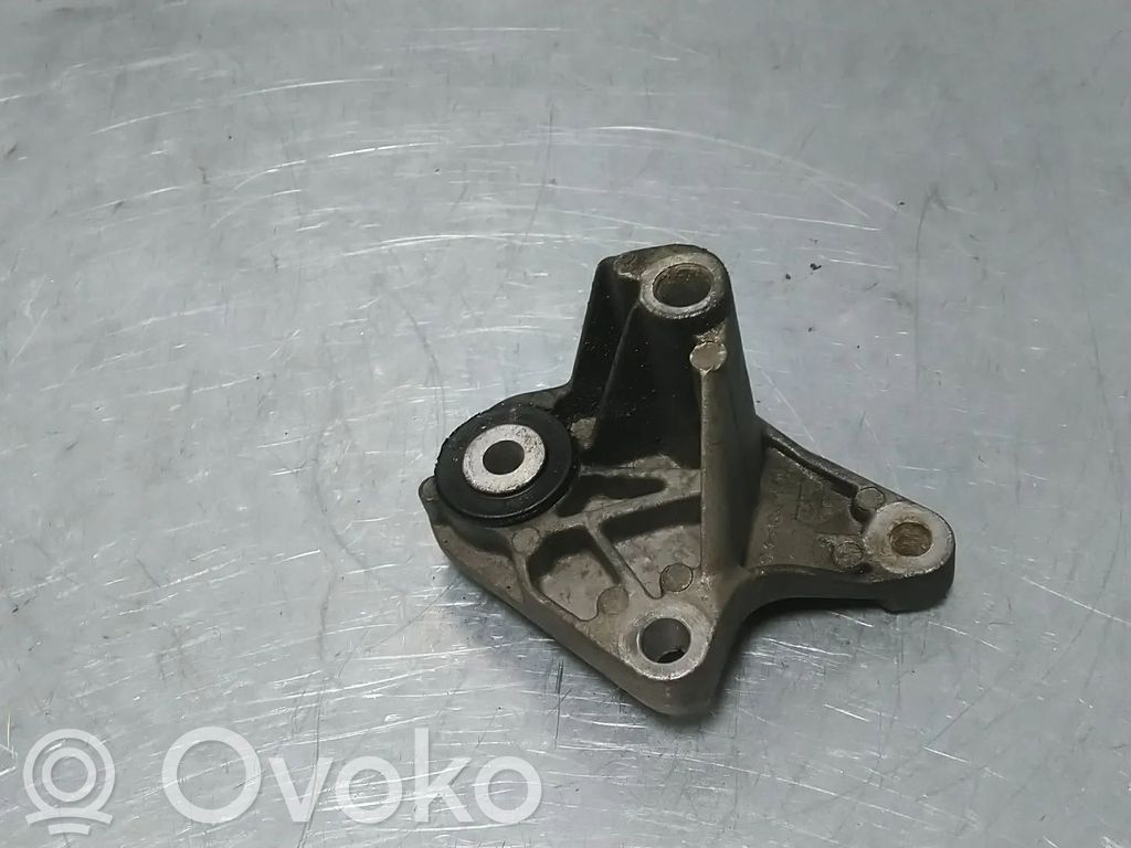 Ford Focus Gearbox mount 