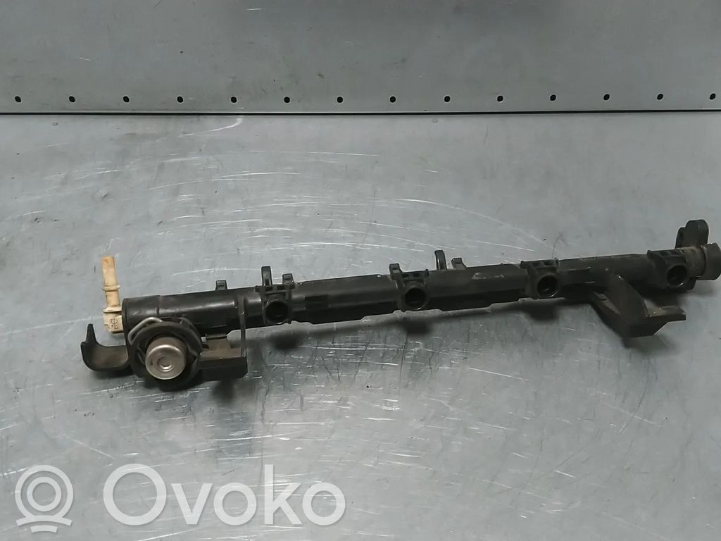 Ford Focus Магистральная трубка топлива 