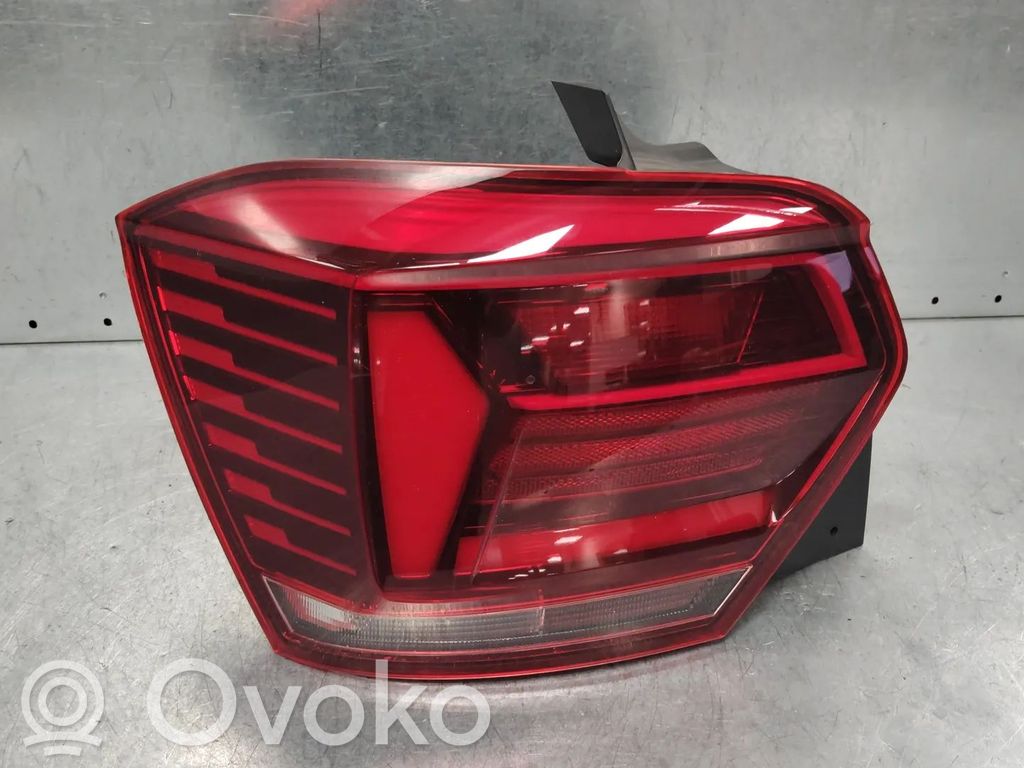 Volkswagen Polo VI Lampă spate în caroserie 