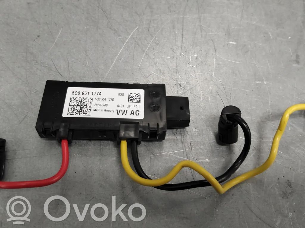 Sensor   5Q0951177A