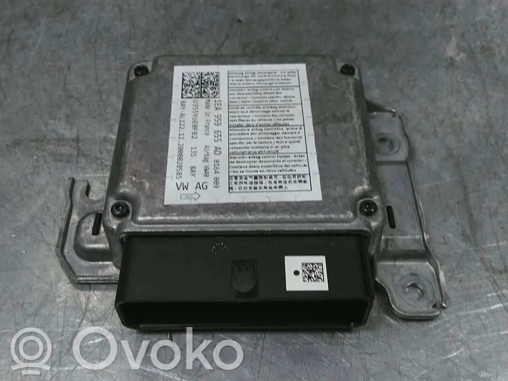 Skoda Octavia Mk4 Airbag control unit/module 