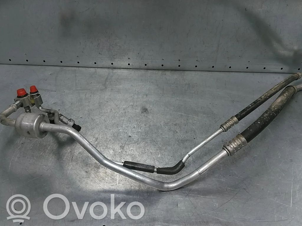 Opel Corsa D Ilmastointilaitteen putki (A/C) 