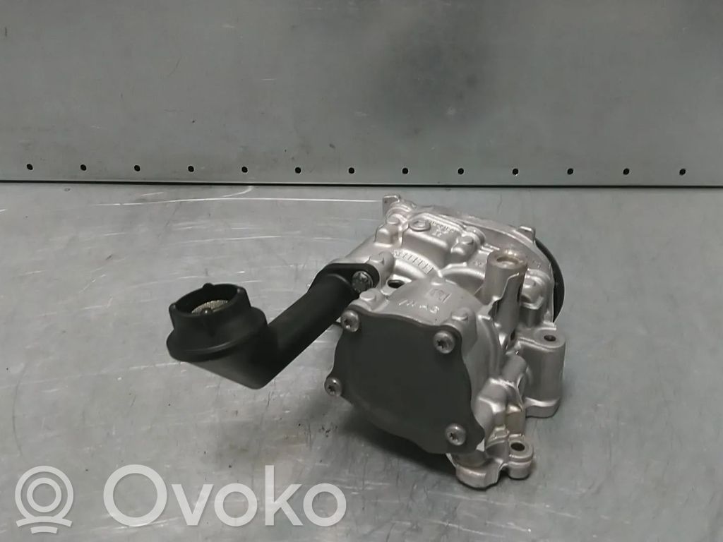 Volkswagen Golf VII Pompa olejowa 