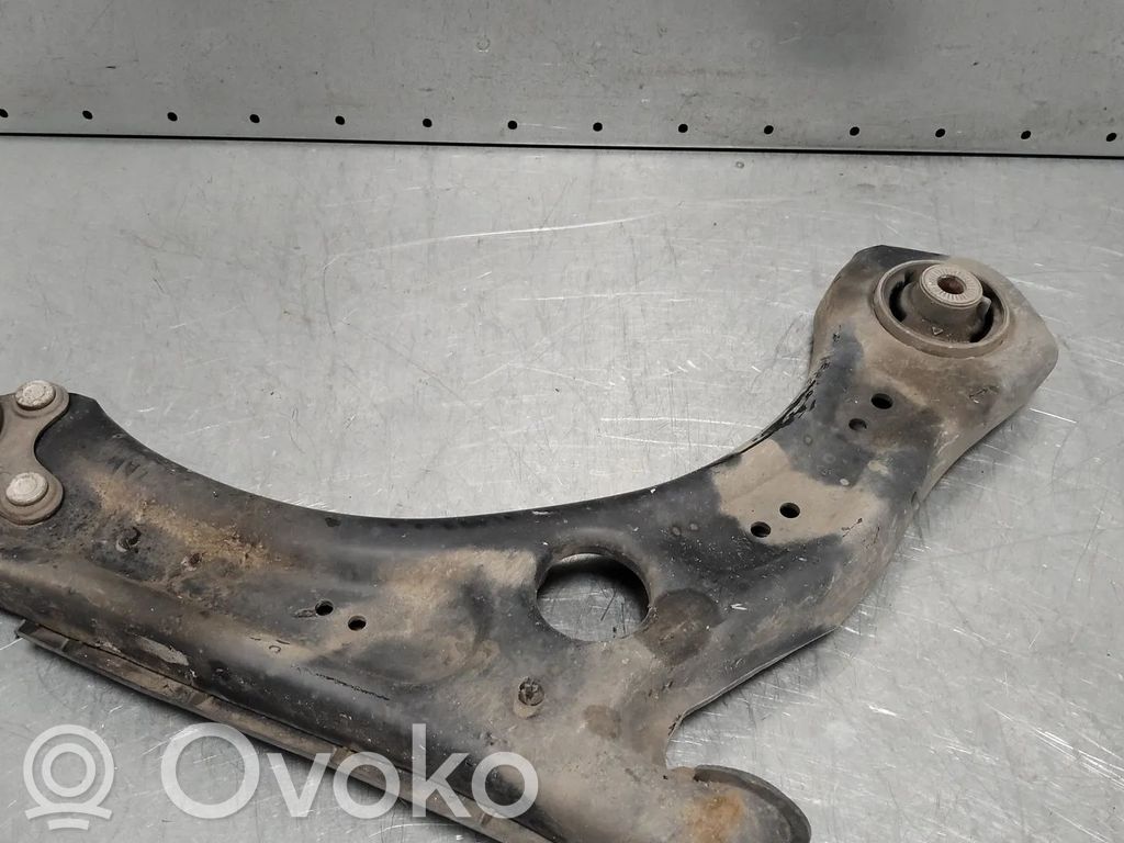 Volkswagen Polo VI Basculă inferioară față 