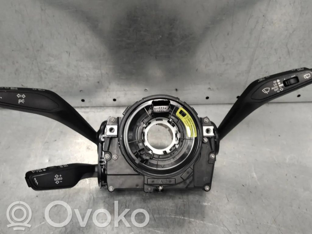 Audi e-tron Interruptor/palanca de limpiador de luz de giro 