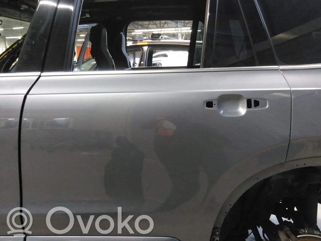 Volvo XC90 Galinės durys 