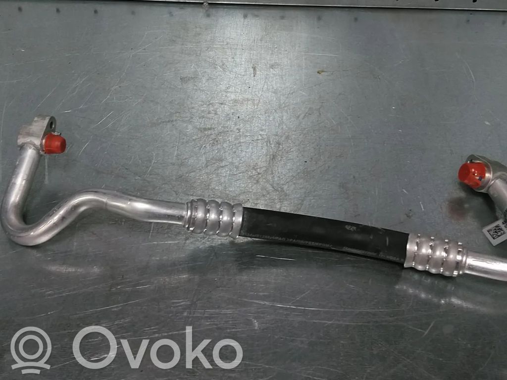 Audi e-tron Ilmastointilaitteen putki (A/C) 