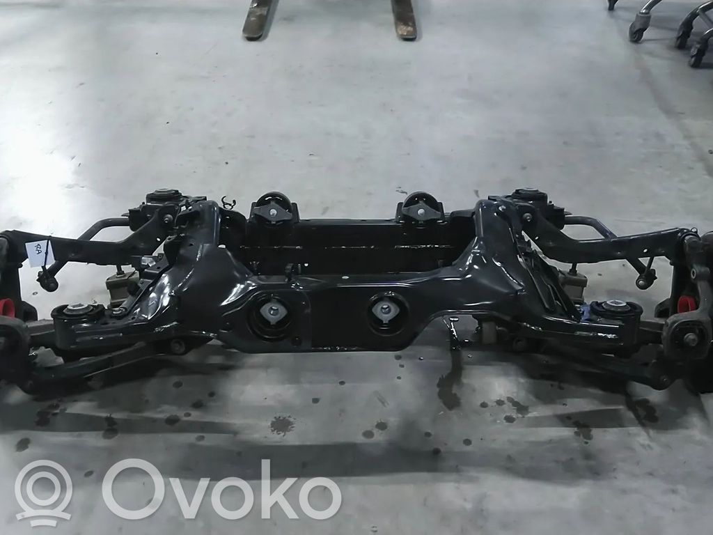 Volvo XC90 Rear axle beam 
