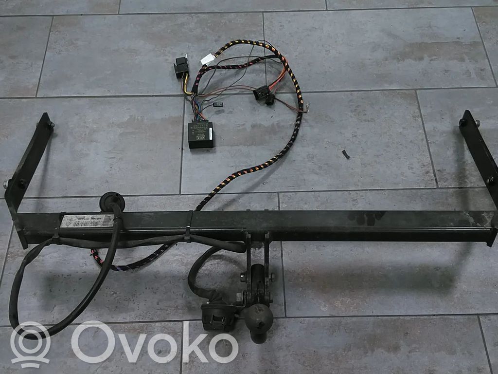 Hak holowniczy / Komplet   575400,5754