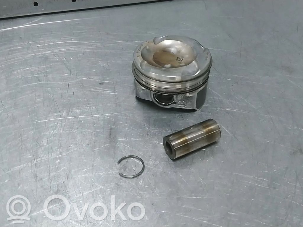 Mercedes-Benz A W177 Piston 