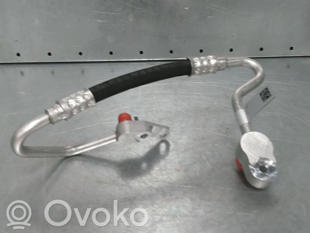 Audi Q6 e-tron Ilmastointilaitteen putki (A/C) 