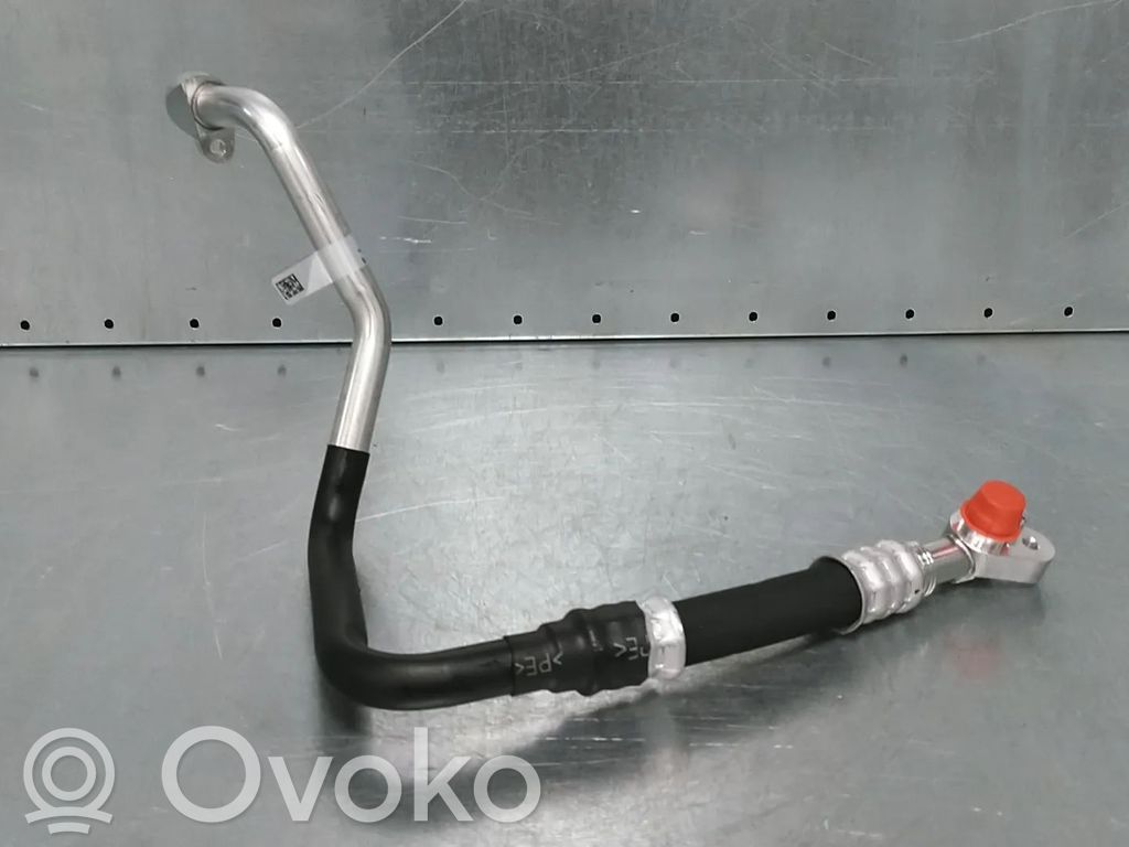 Audi Q6 e-tron Ilmastointilaitteen putki (A/C) 