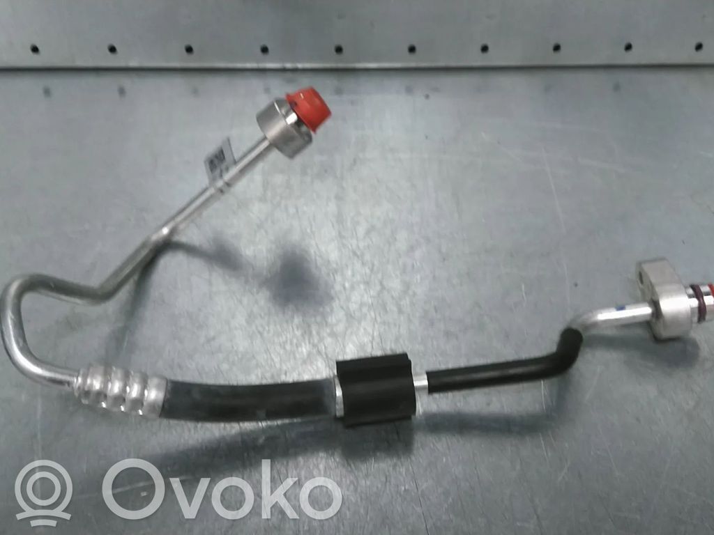 Audi e-tron Ilmastointilaitteen putki (A/C) 