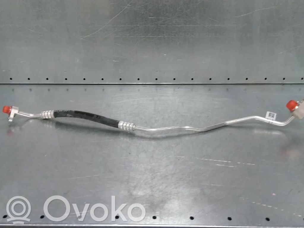 Audi e-tron Ilmastointilaitteen putki (A/C) 