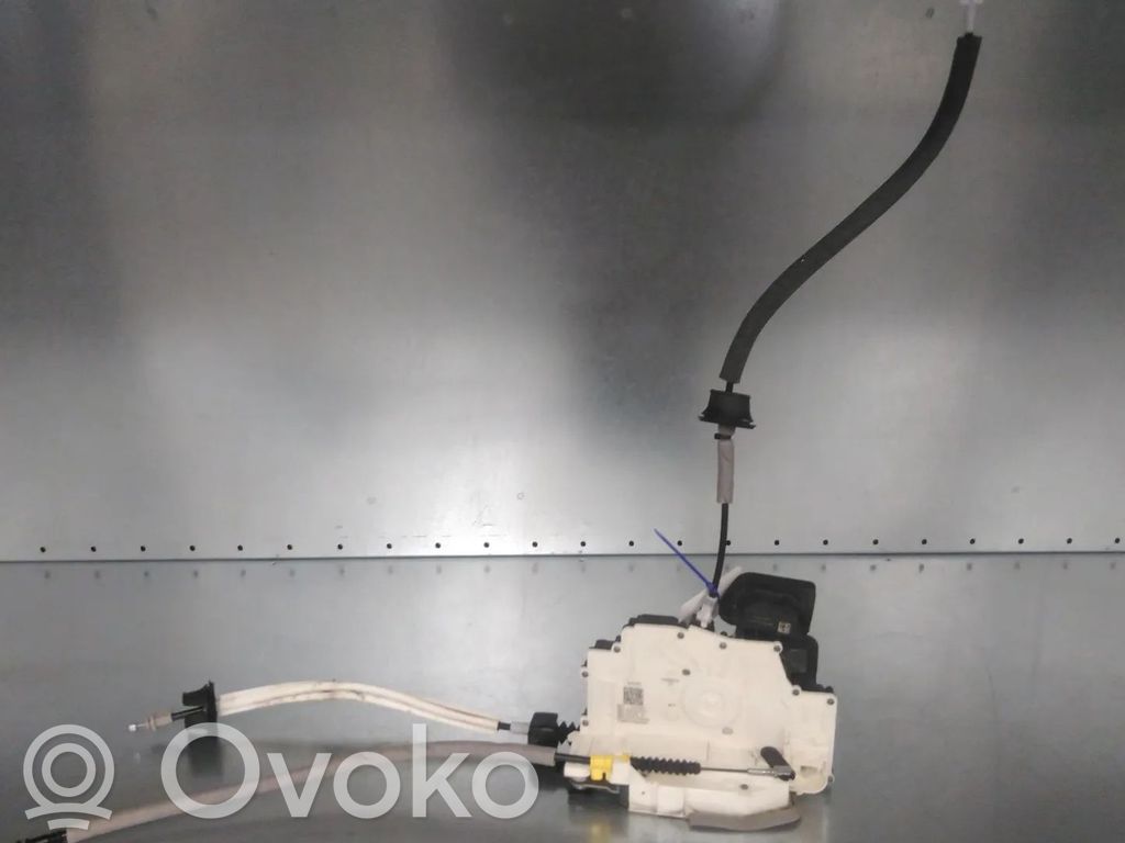 Audi e-tron Front door lock 