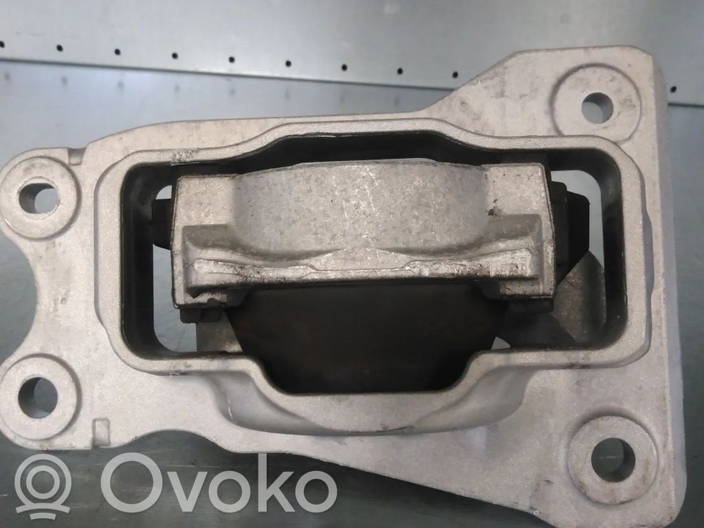 Volvo XC90 Supporto di montaggio del motore 