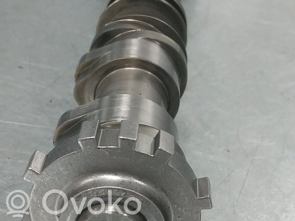 Volkswagen Golf VIII Camshaft 