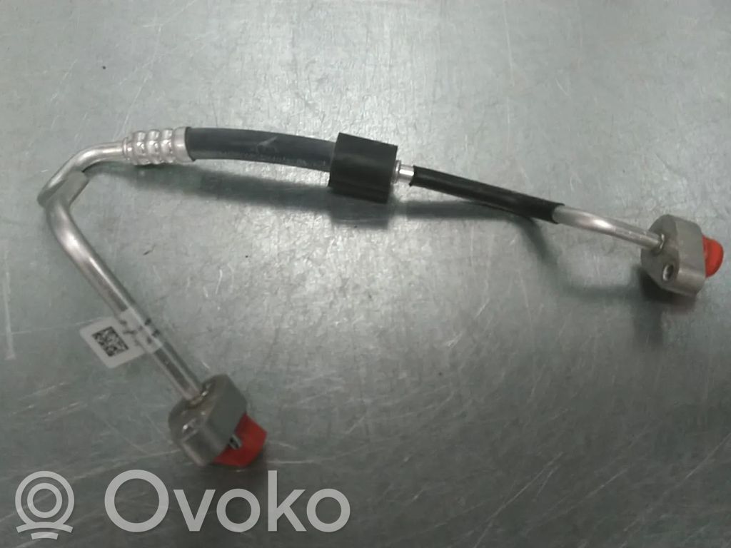 Audi e-tron Ilmastointilaitteen putki (A/C) 