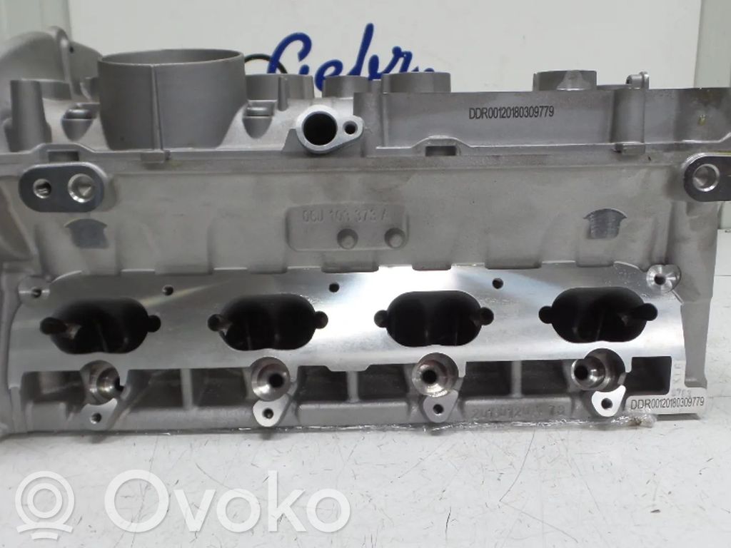 Volkswagen PASSAT B6 Głowica silnika 