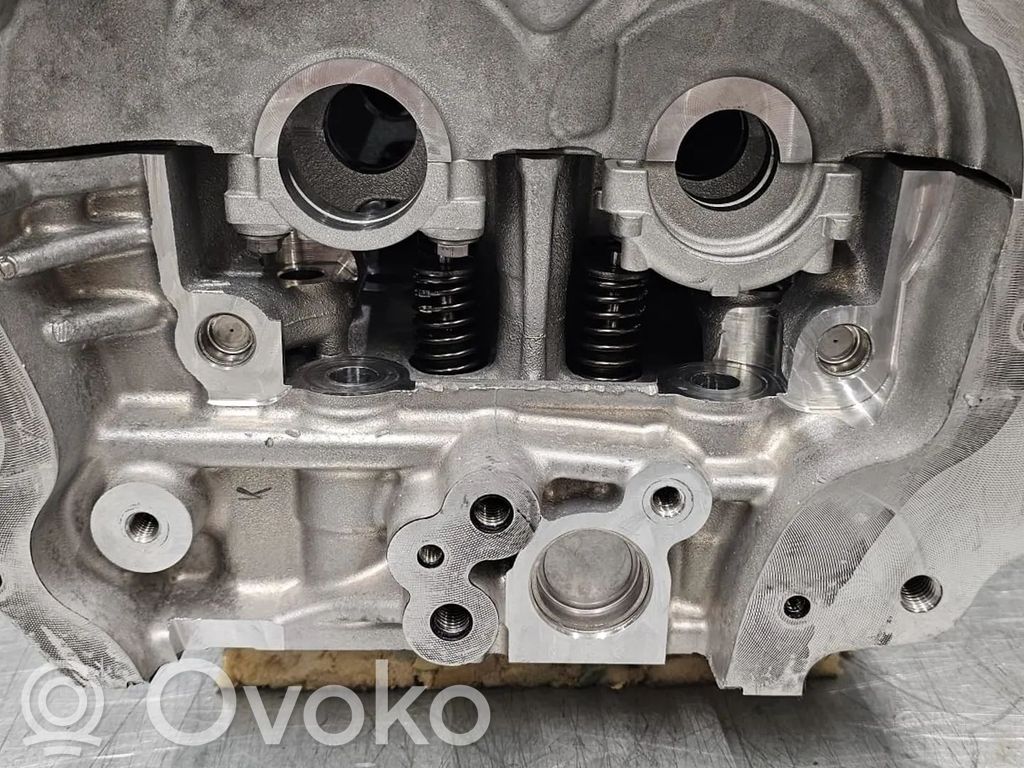 Opel Vivaro Engine head 