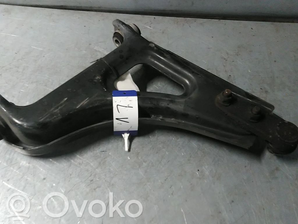 Renault Twingo I Рычаг 