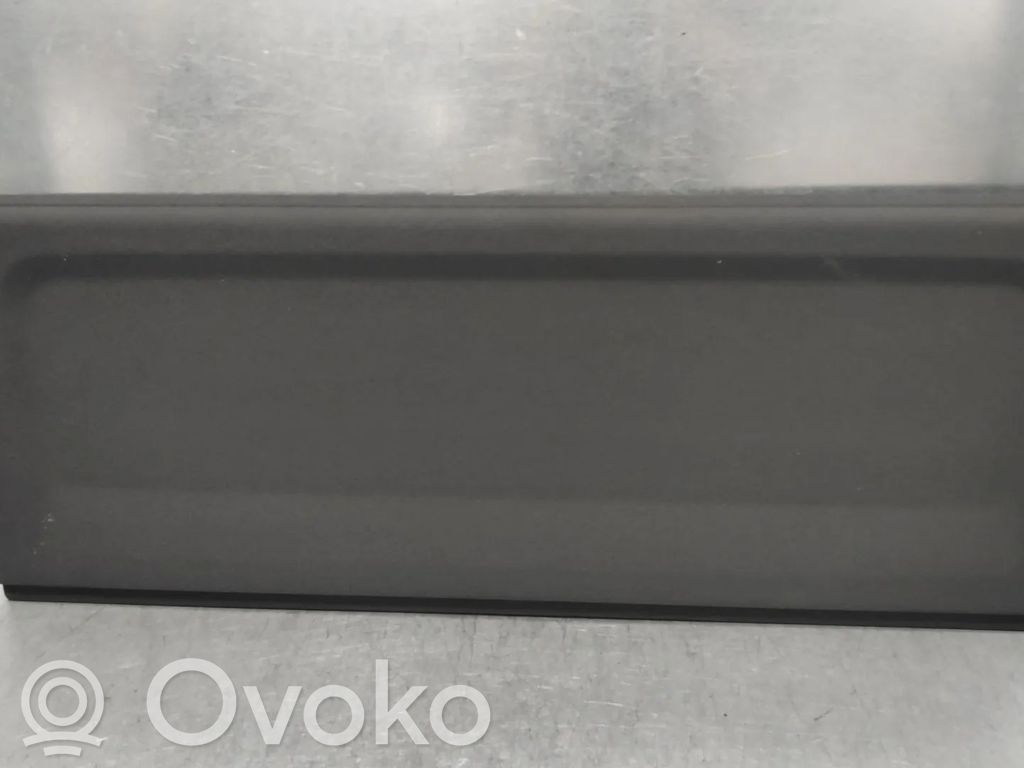 Audi e-tron Parcel shelf 