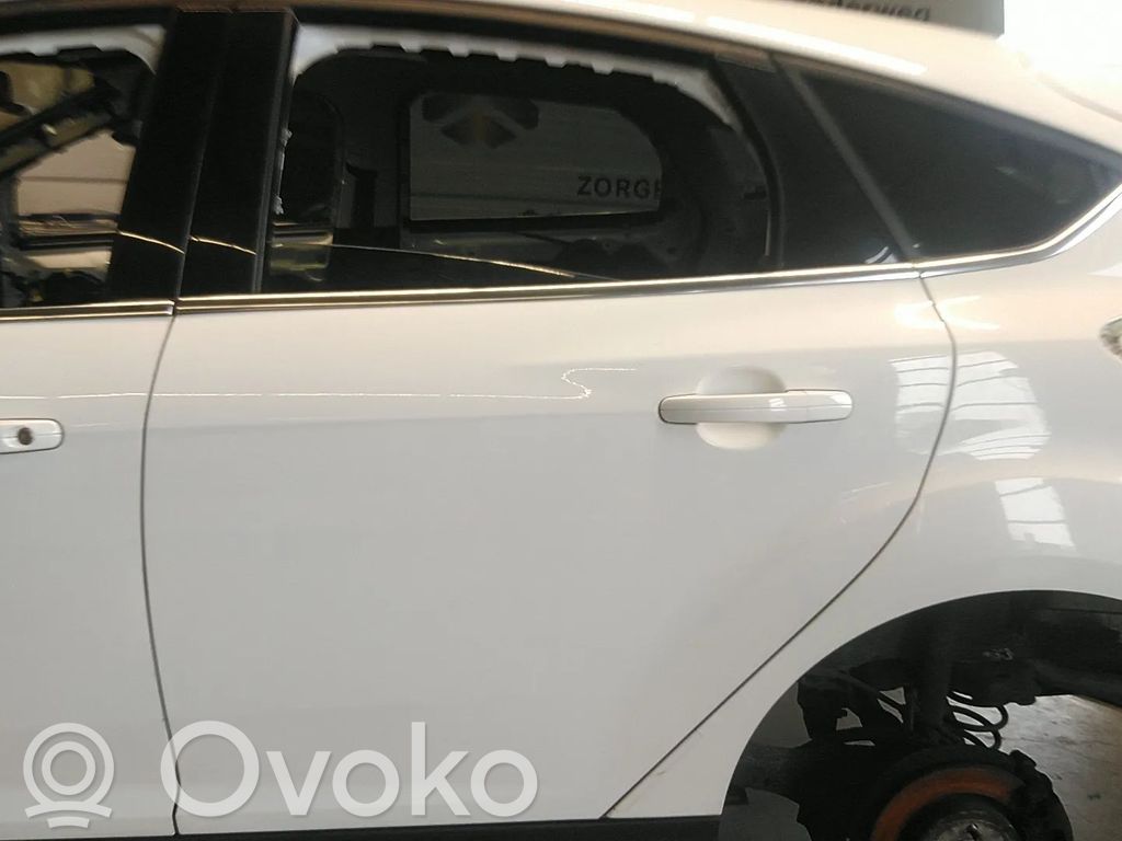 Ford Focus Задняя дверь 