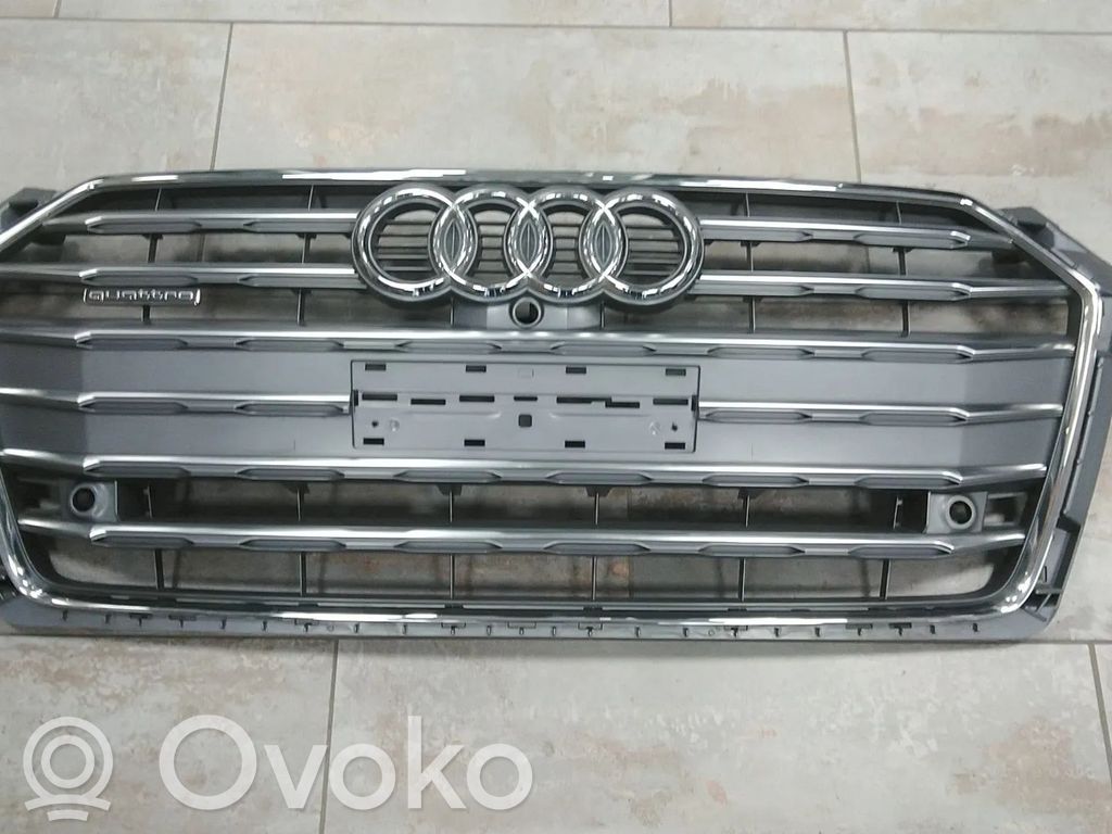 Audi A5 Maskownica / Grill / Atrapa górna chłodnicy 