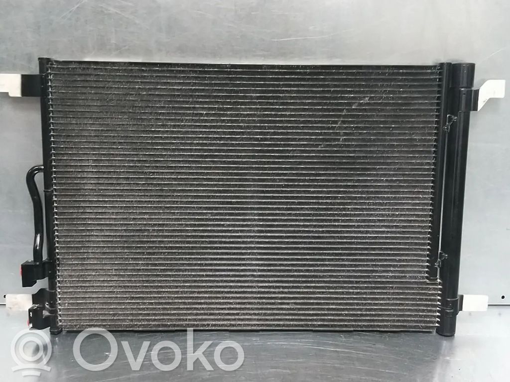 Audi Q3 F3 Skraplacz / Chłodnica klimatyzacji 