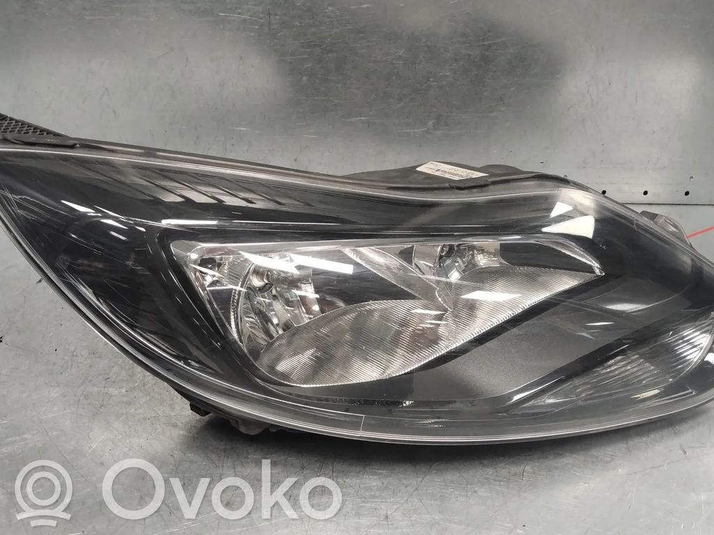 Ford Focus Priekšējais lukturis 