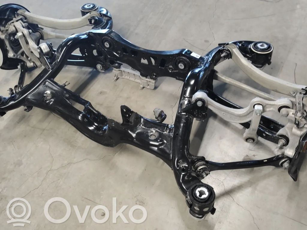 Audi A8 S8 D5 Belka osi tylnej 