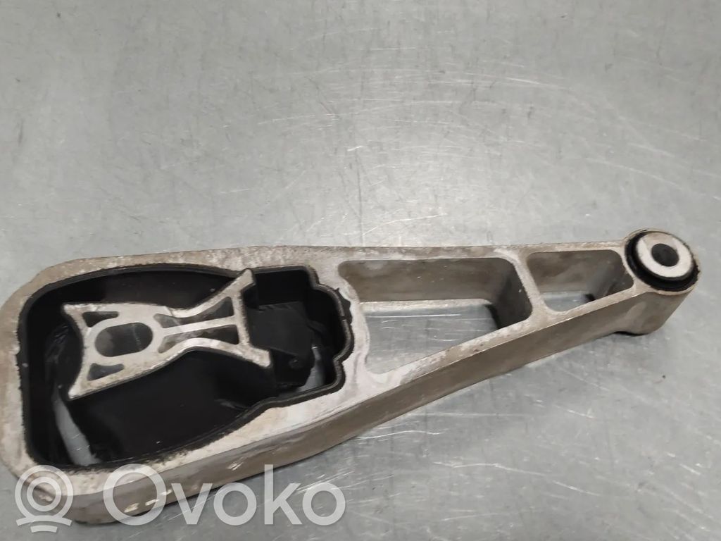 Land Rover Range Rover Evoque L551 Engine mount bracket 
