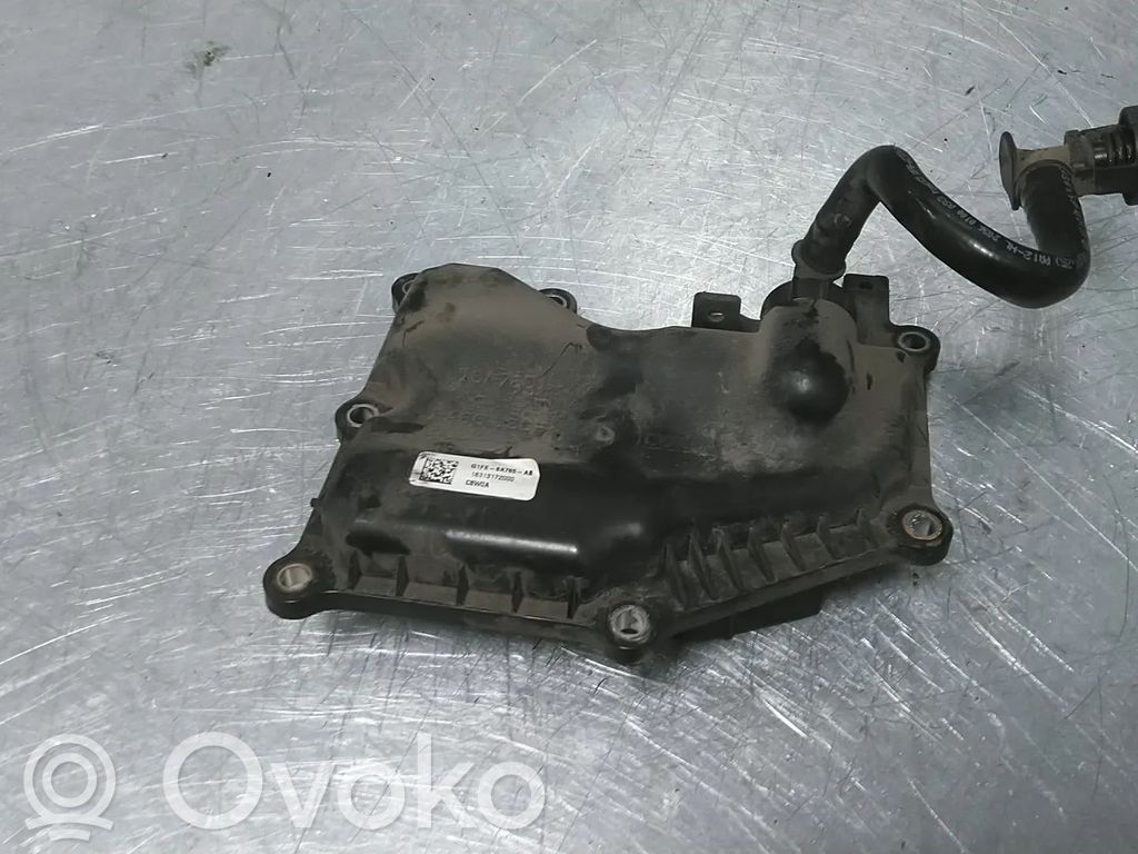 Ford Focus Degvielas maģistrālā caurule 