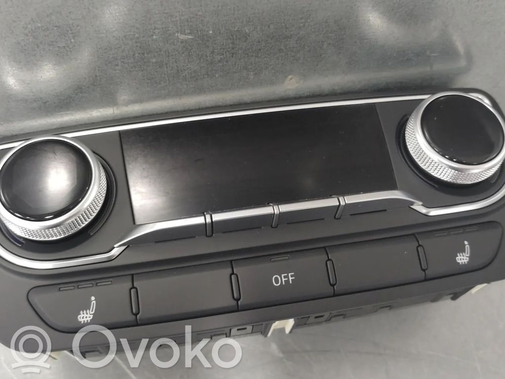 Audi Q7 4M Climate control unit 