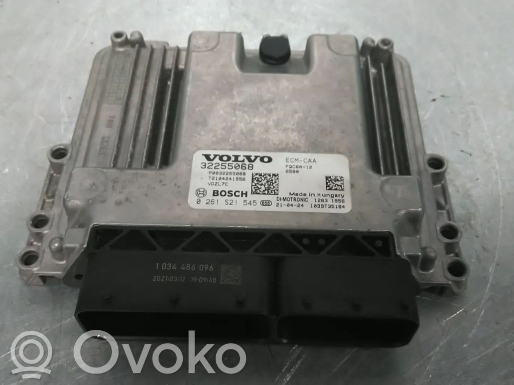 Volvo XC40 Engine control unit/module 