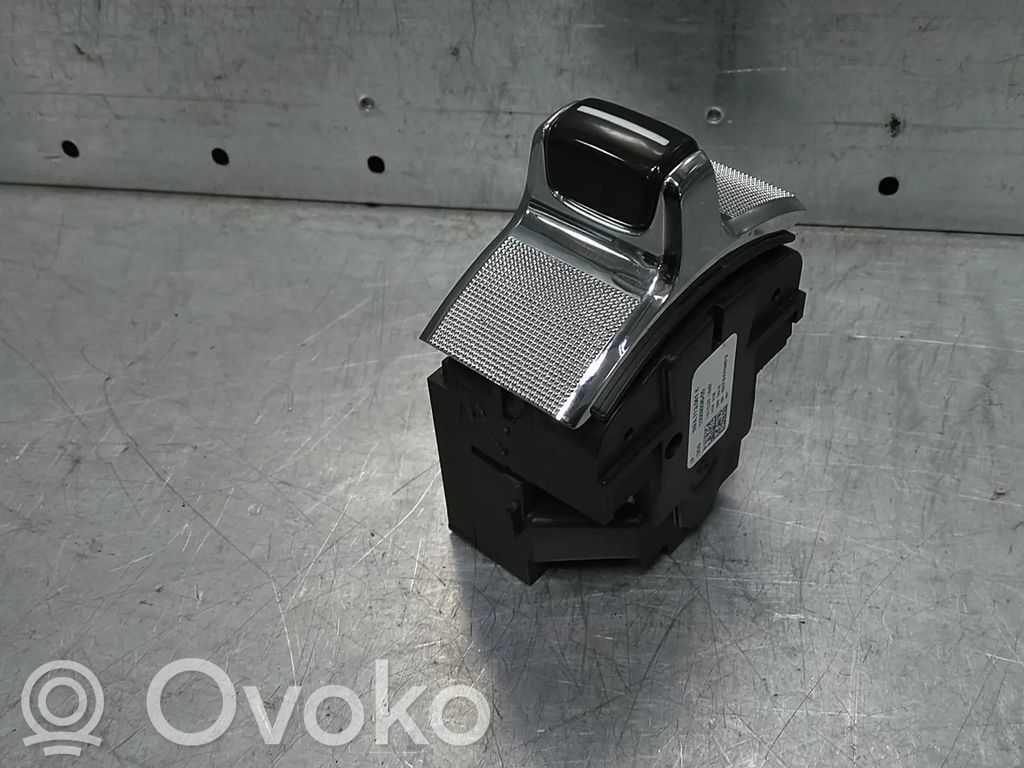 Skoda Octavia Mk4 Gear shifter/selector 