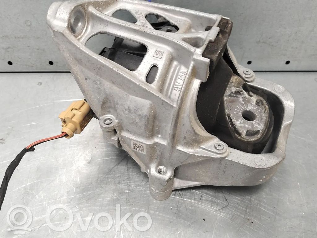 Audi Q7 4M Soporte de montaje del motor 