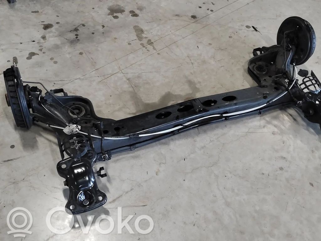Volkswagen Polo VI Grinda punții spate 